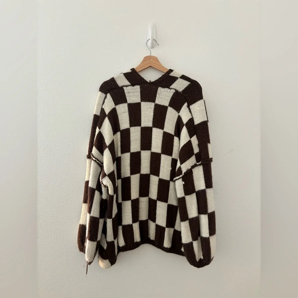 Boutique checkered oversized cardigan - Picture 5 of 7